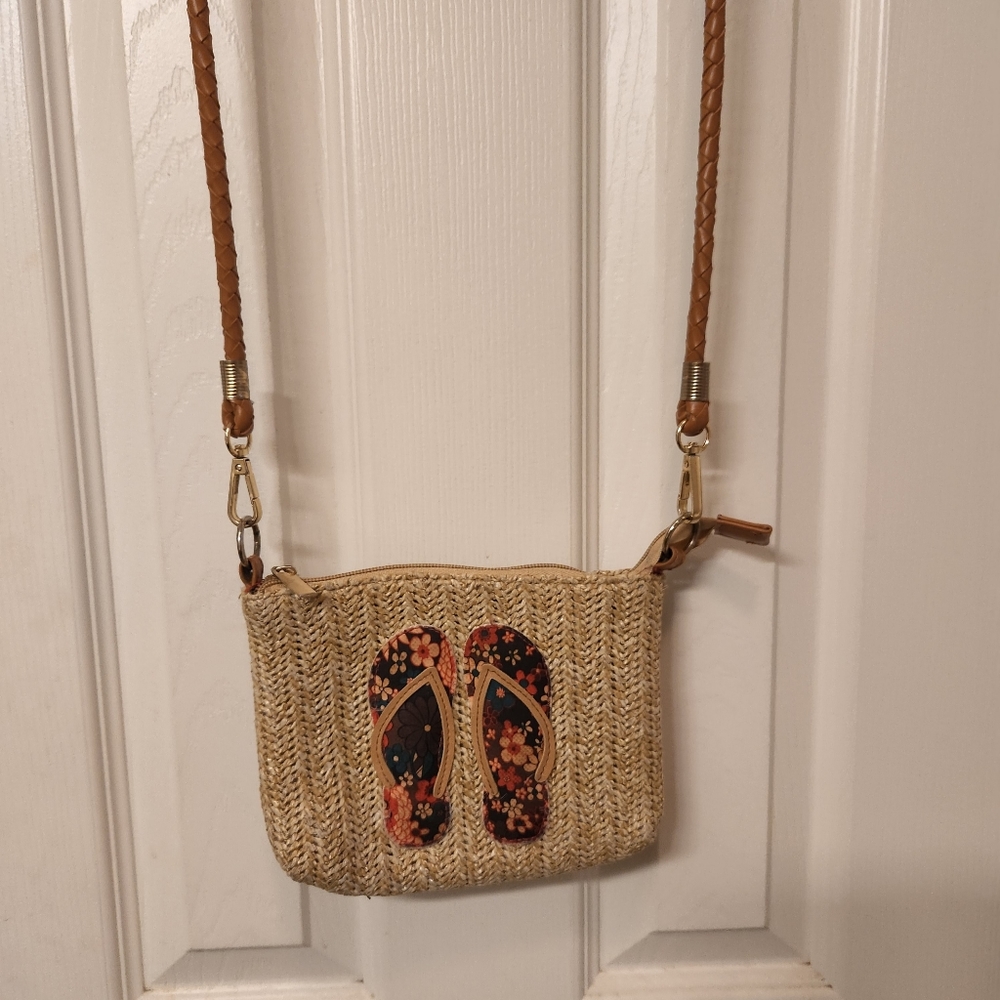 Sondra Roberts squared flip flop straw crossbody bag